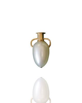 Amphora Pearl Vessel 1