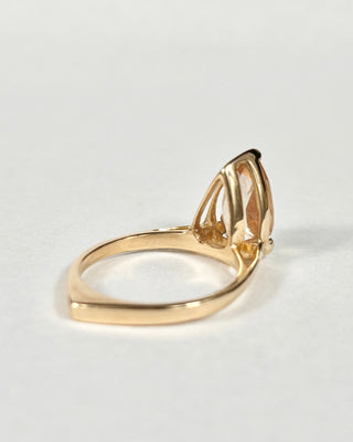 Oregon Sunstone Pear Ring