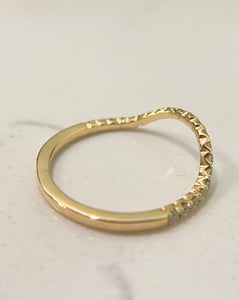 Half Eternity Diamond ONDA Ring In 14k Yellow Gold