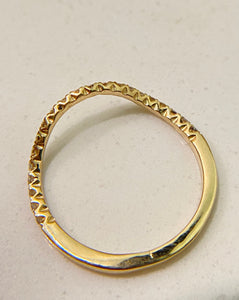 Half Eternity Diamond ONDA Ring In 14k Yellow Gold