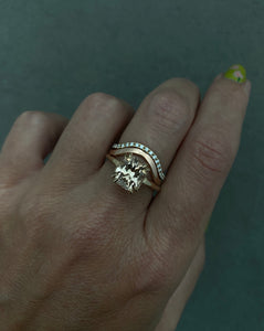 Half Eternity Diamond ONDA Ring In 14k Yellow Gold
