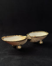 Load image into Gallery viewer, Double Shell Dish
