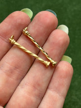 Load image into Gallery viewer, Pillar Of Strength Pendant
