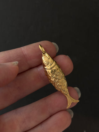 Vintage Solid 9kt Gold Articulated Fish Pendant