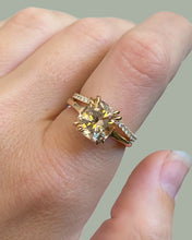 Load image into Gallery viewer, Light Peach Tourmaline Ring
