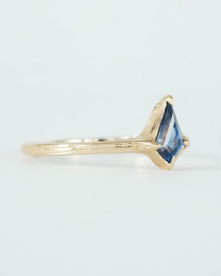 Blue Kite Cut Sapphire Ring