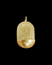 Load image into Gallery viewer, Star Fontanella Pendant
