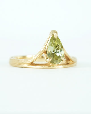 Yellow Green Zircon Ring