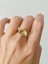 Load image into Gallery viewer, RTS Seashell Signet Ring
