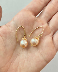 Peach Palm Pearl Earrings