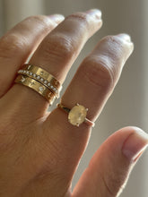 Load and play video in Gallery viewer, Butter Yellow Sapphire Ring
