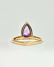 Load image into Gallery viewer, Purple Pear Sapphire Ring
