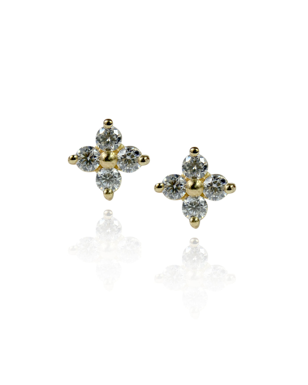 QUATTRO Moissanite Studs