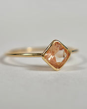 Load image into Gallery viewer, Oregon Sunstone Cushion Ring
