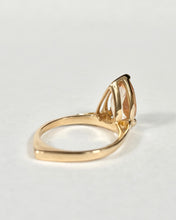 Load image into Gallery viewer, Oregon Sunstone Pear Ring
