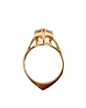 Load image into Gallery viewer, Oregon Sunstone Pear Ring
