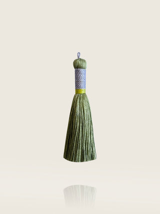 Tassel E