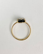 Load image into Gallery viewer, Onyx And White Gold Diamond Ring
