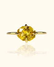 Load image into Gallery viewer, Lemon Yellow Sapphire Ring
