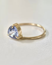Load image into Gallery viewer, Periwinkle Spinel Shield Ring
