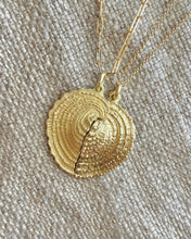 Load image into Gallery viewer, Heart Cockle Pendant
