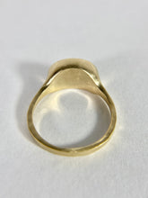 Load image into Gallery viewer, Seashell Signet Ring
