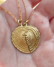 Load image into Gallery viewer, Heart Cockle Pendant
