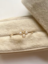Load image into Gallery viewer, QUATTRO Ring 14k Gold
