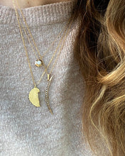 Load image into Gallery viewer, Heart Cockle Pendant
