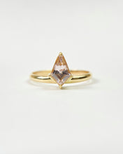 Load image into Gallery viewer, Kite Shaped Pink Zircon Ring
