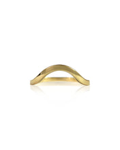 Load image into Gallery viewer, ONDA Ring In 14k Yellow Gold
