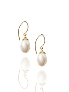 Palm Pearl Earrings